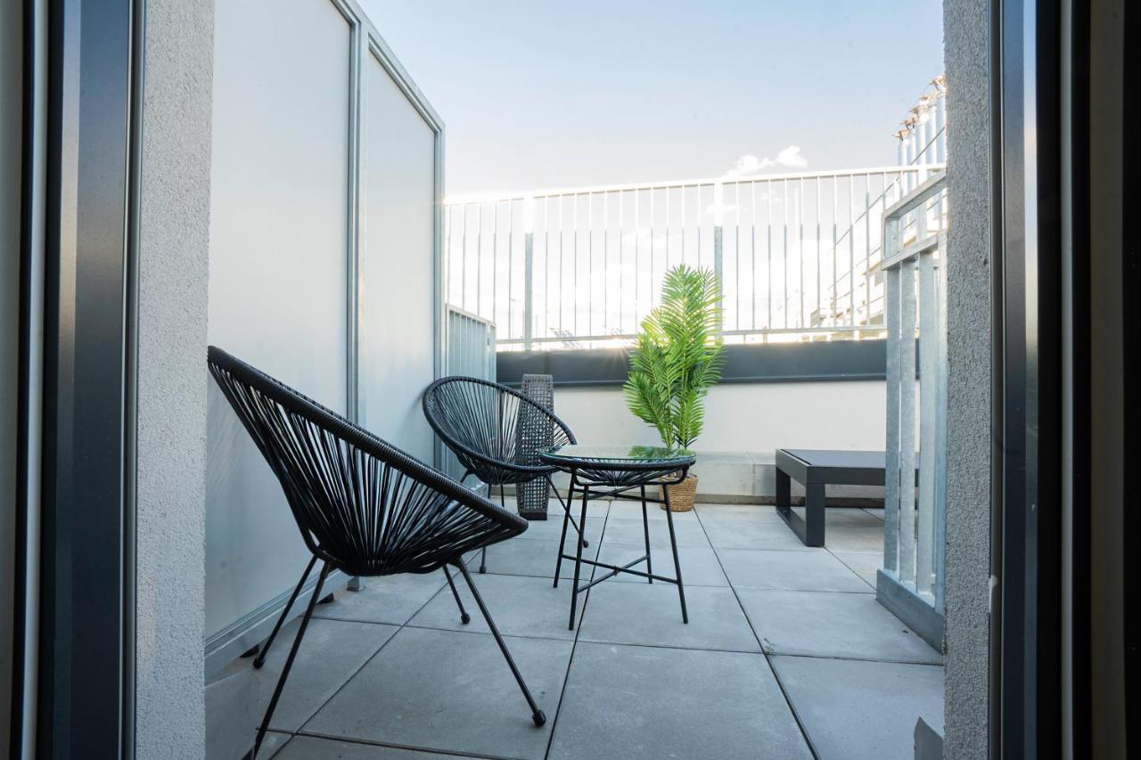 Orestaliving - Penthouse With Designer Renovation Vienna Exterior photo